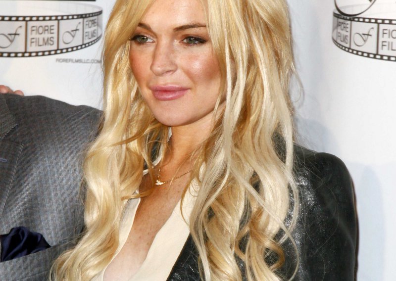 Lindsay Lohan u suzama otkrila još jednu tajnu