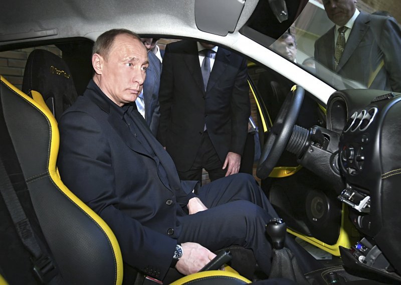 Putin kupio Nivu i pomogao autoindustriji