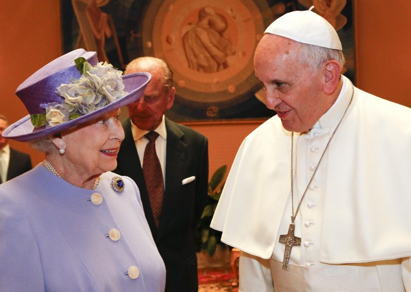 Papa primio kraljicu Elizabetu