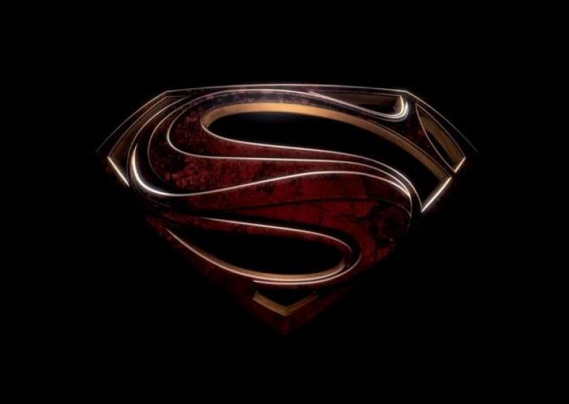 Sljedeći film o Supermanu je odgođen za 2016.