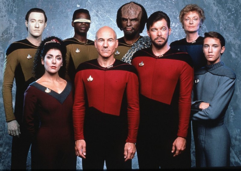 Jean-Luc Picard: Sretan rođendan, kapetane!