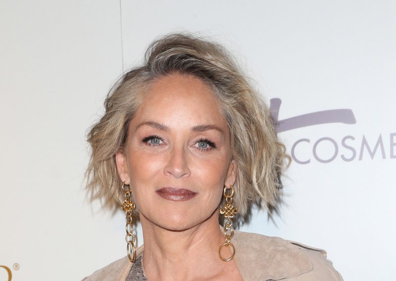 Sharon Stone otkrila tajnu dobrog izgleda uoči svog 60. rođendana