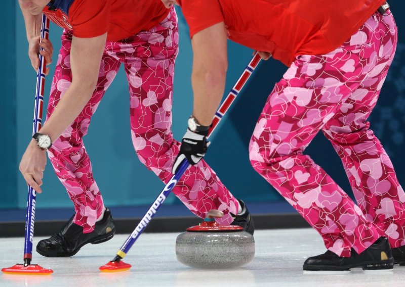 Norveški curlingaši izborom hlača osvojili sve na Olimpijskim igrama