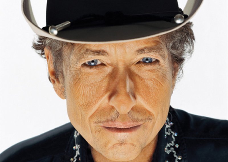 Bob Dylan se pretvorio u raskalašenog Djeda Mraza