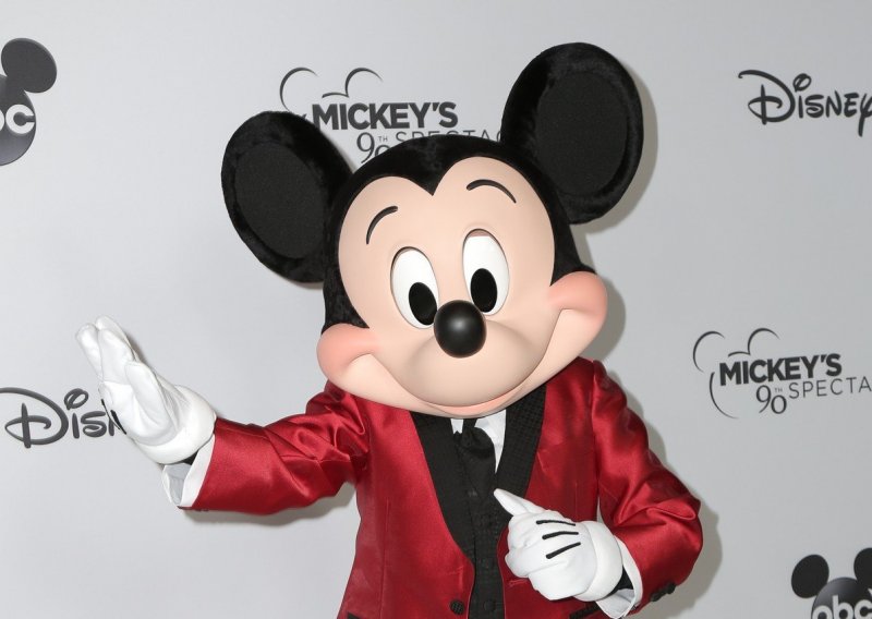 Mickey Mouse slavi 90. rođendan