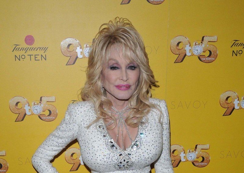 Dolly Parton opovrgnula glasine da je gej