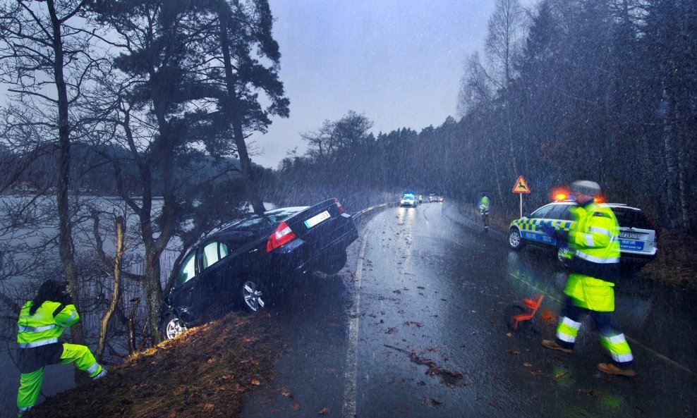 Volvo Cars ima svoj CSI ili Crash Scene Investigators team, koji brzo dođu na mjesto događaja kada ih obavijeste
