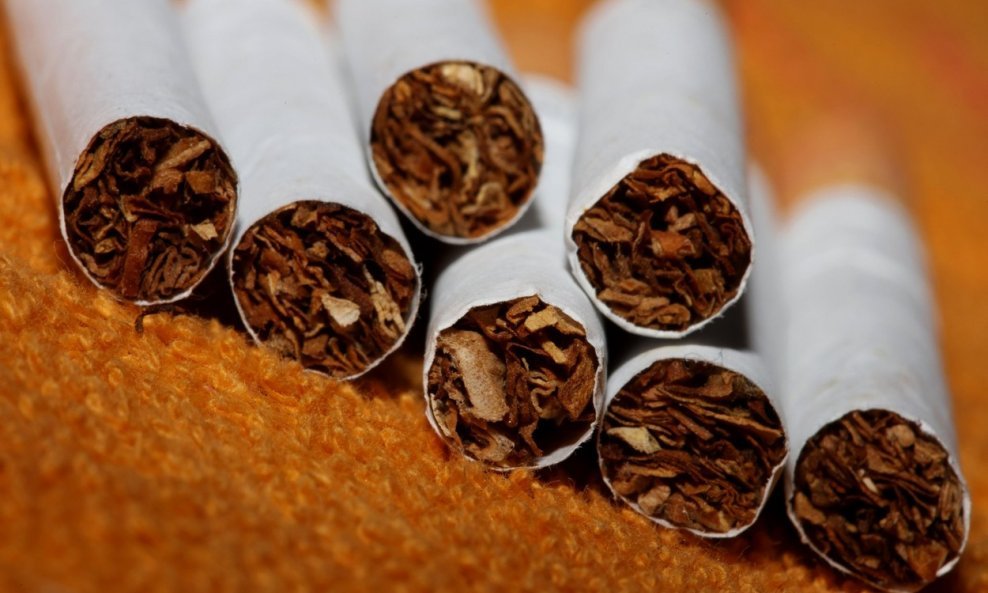 Kanada postaje prva zemlja s upozorenjima o zdravstvenim opasnostima na svakoj cigareti