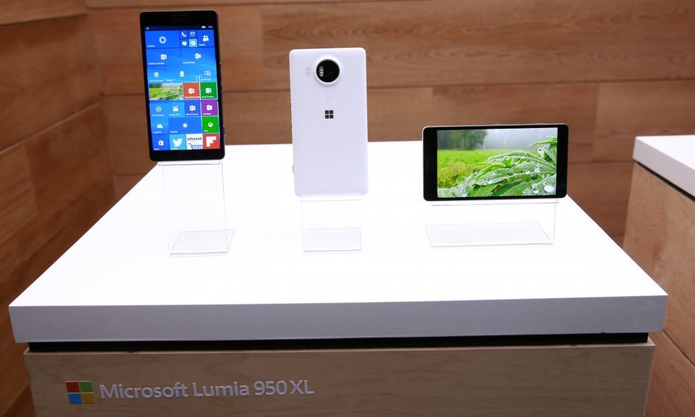 Microsoft Lumia 950 XL (ilustracija)