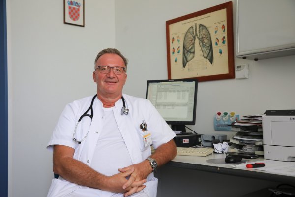 Dr. Žarko Vrbica, šef Odjela za pulmologiju i imunologiju Opće bolnice Dubrovnik