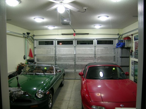 Vaše vozilo najbolje je pospremiti u garažu i pripremiti ga da bude spremno za upotrebu kada se ukinu ograničenja kretanja