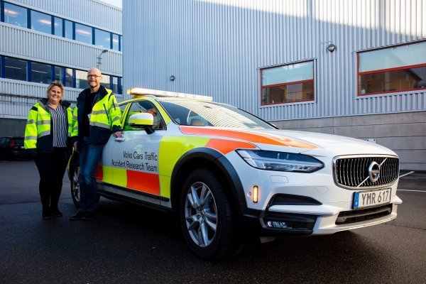 Volvo Cars ima svoj CSI ili Crash Scene Investigators team