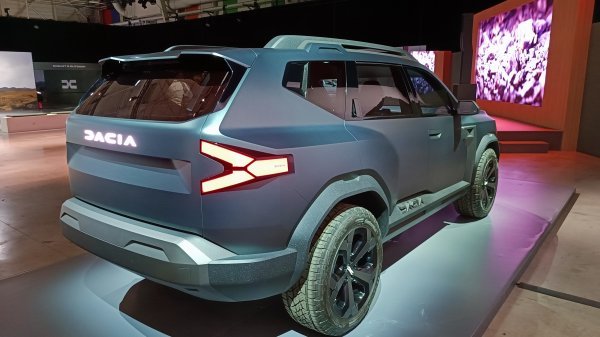 Konceptno SUV vozilo Dacia Bigster izlazi na tržište 2024.