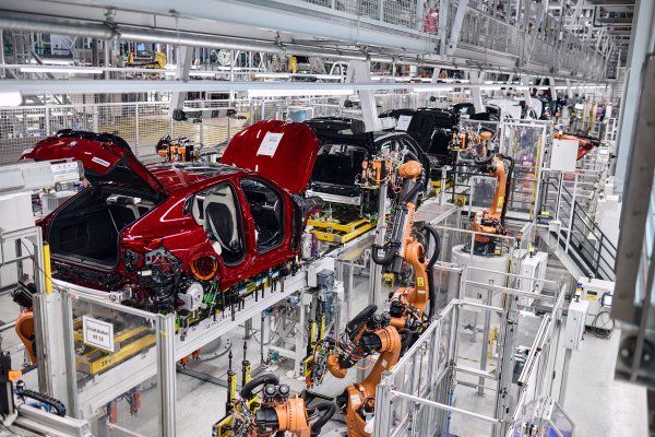 Proizvodnja novog BMW iX2 u tvornici u Regensburgu