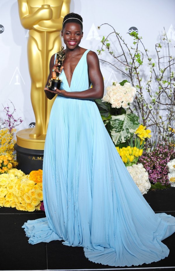 Lupita Nyong’o u Pradinoj haljini na dodjeli Oscara 2014.