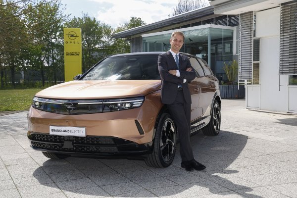 Opel predstavio novu generaciju Grandlanda: Florian Huettl, izvršni direktor Opela